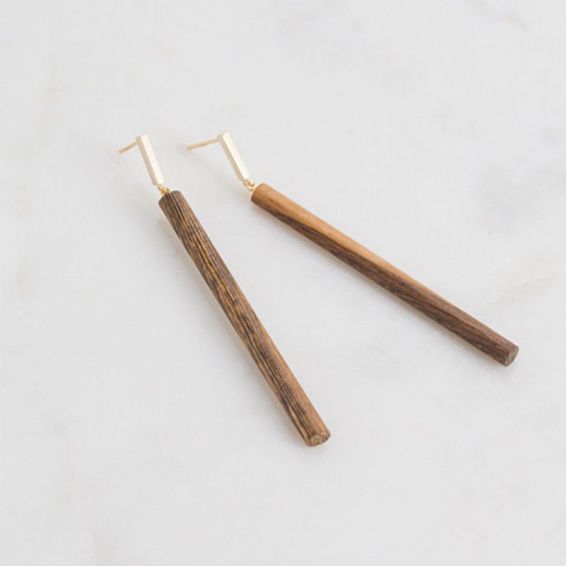 Bijou en argent - houten bar