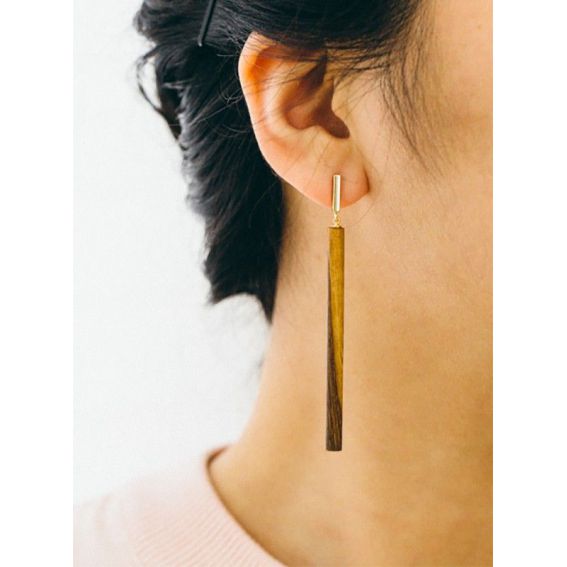 Bijou en argent - houten bar