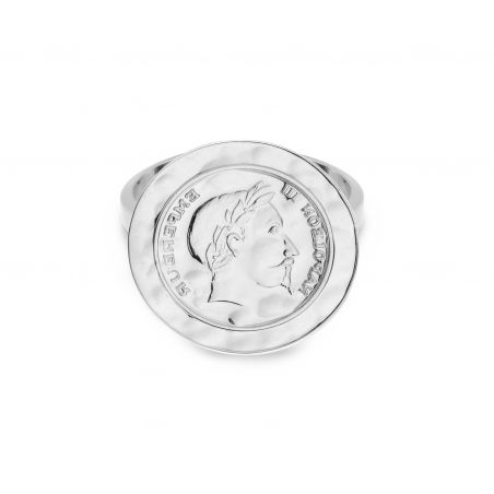 Mya Bay - keizer ring