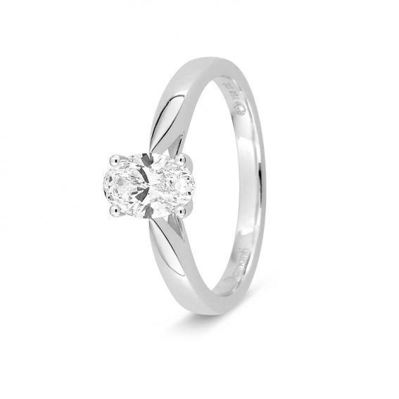 Ovale solitaire ring met...
