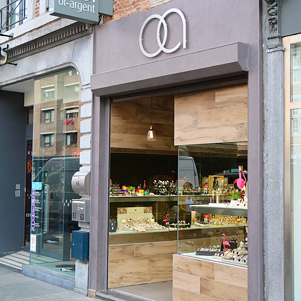 Magasin namur rue de l'ange où à lieu le marché namur le samedi matin